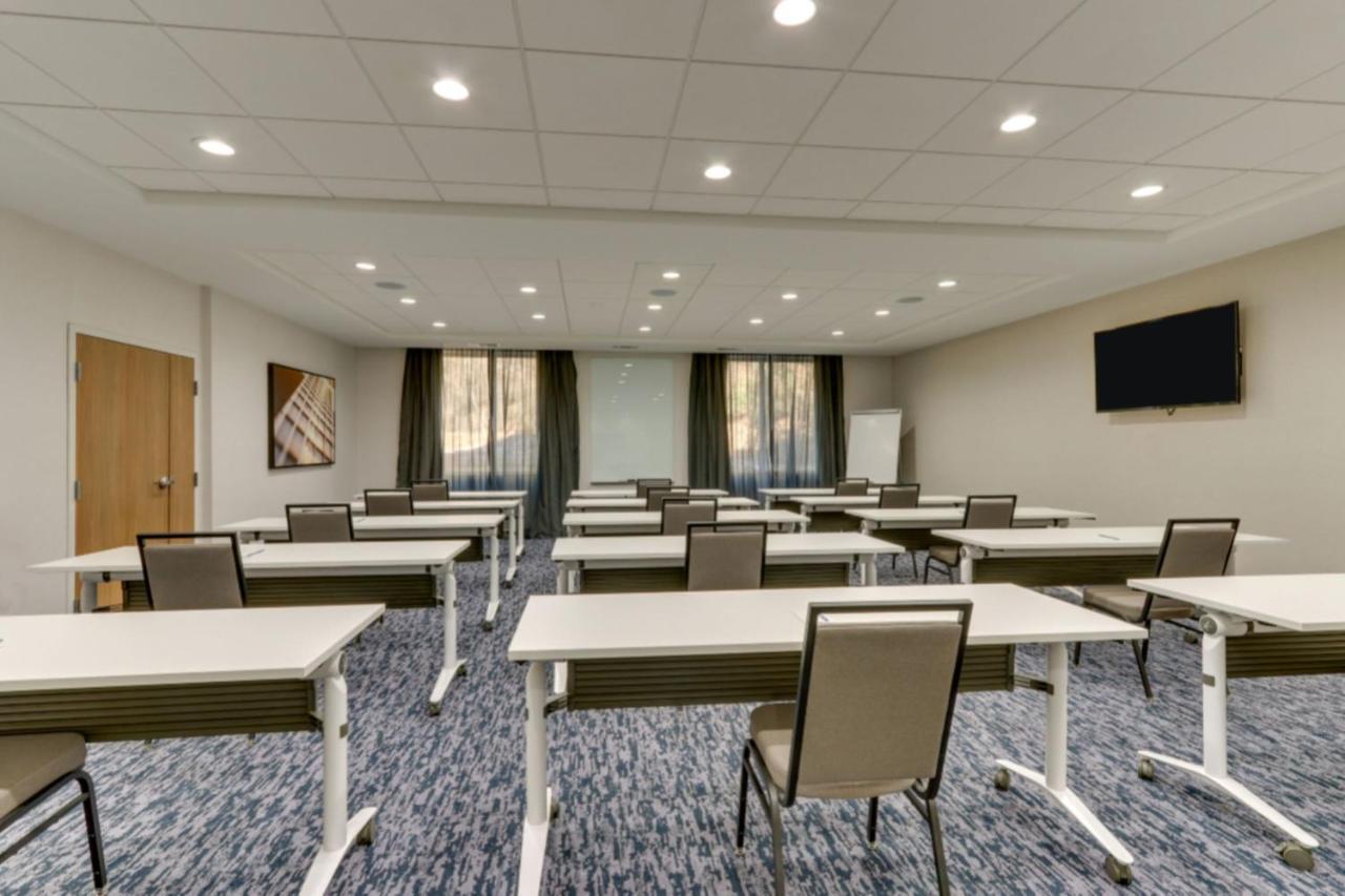 Fairfield By Marriott & Hotel Dalton