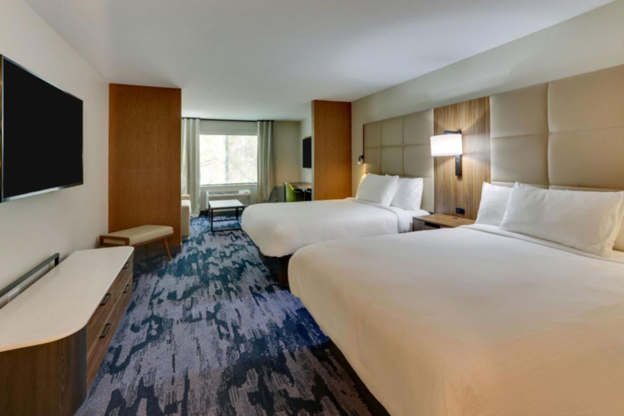 Fairfield By Marriott &